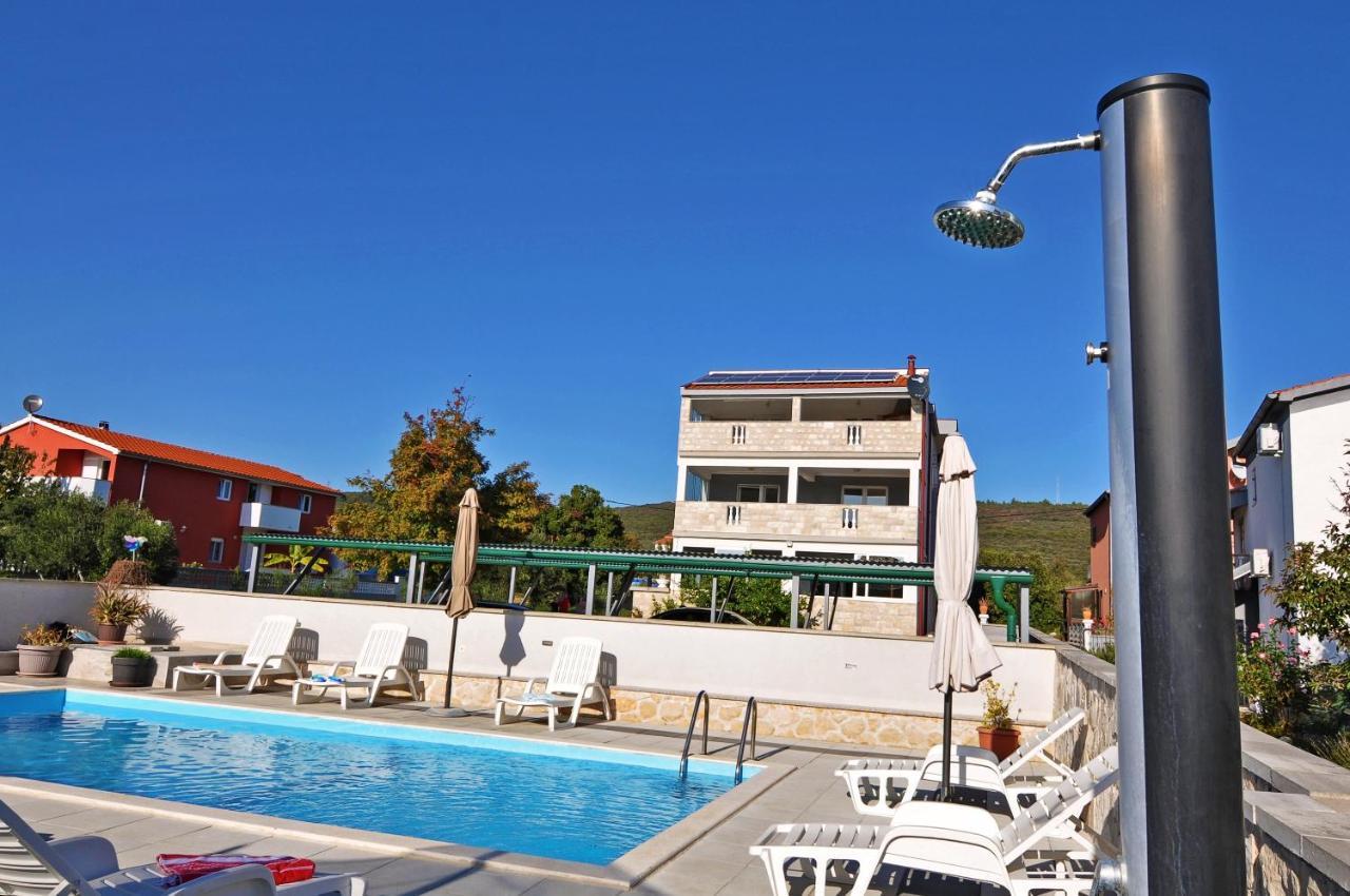 Sukošan Apartment Tony With Private Pool מראה חיצוני תמונה
