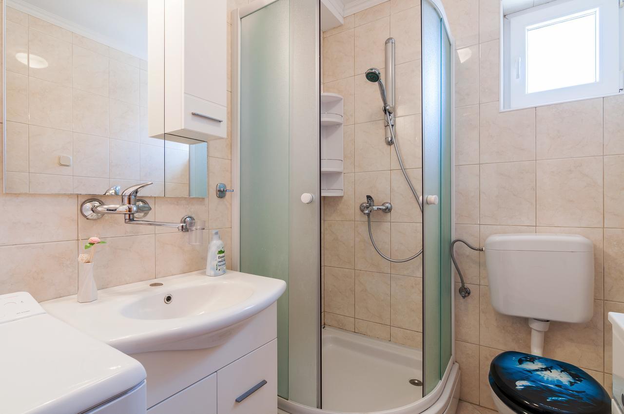 Sukošan Apartment Tony With Private Pool מראה חיצוני תמונה