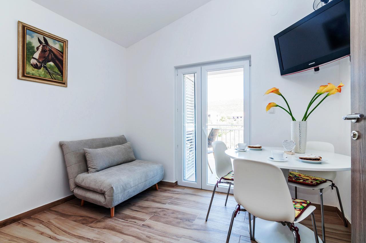 Sukošan Apartment Tony With Private Pool מראה חיצוני תמונה